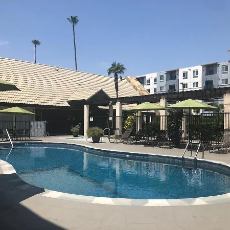 Mikado Hotel